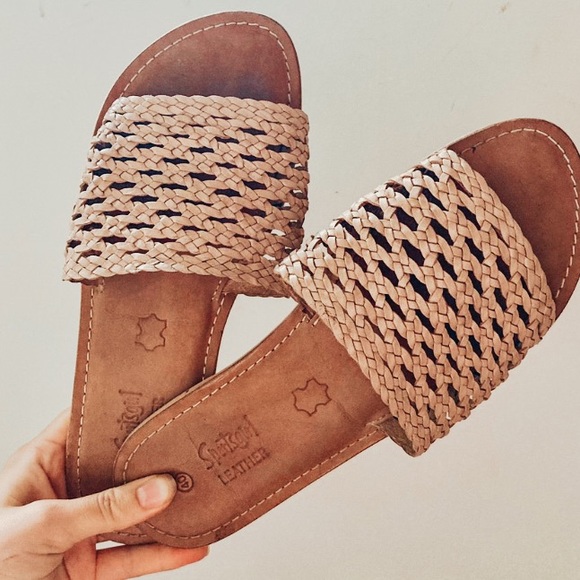 Sportsgirl | Shoes | Sportsgirl Leather Sandals Size 4 | Poshmark